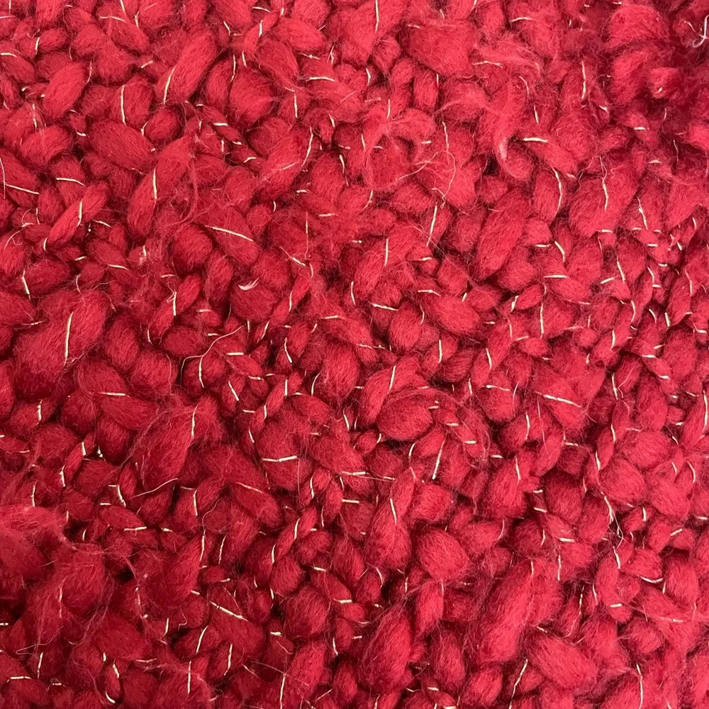 Pottery Barn 24x24 Deep Red Fringe w/ Gold Metallic Threads Pillow Cover Zipper‎